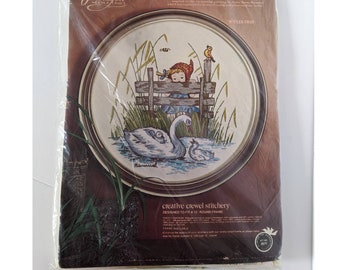 Paragon Vintage 1977 Nadelpackung #0571 Hummel Mutter Schwan Rundstickerei