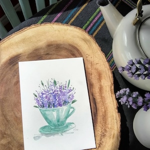 Aquarelle originale peinte à la main de 5 x 7 po., floral, tasse de thé à la lavande, fête des mères, carte de voeux vierge, art de l'aquarelle, cadeau unique