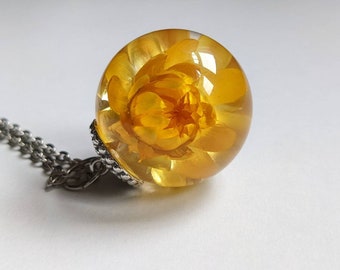Large Yellow Strawflower Necklace S2