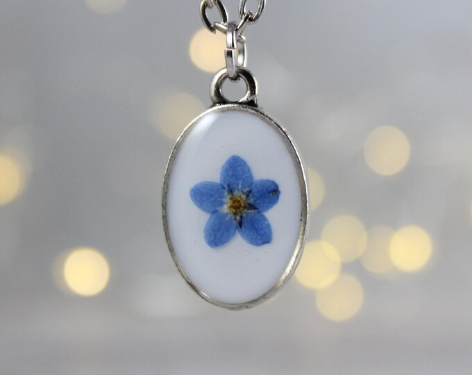 Oval Forget Me Not Necklace