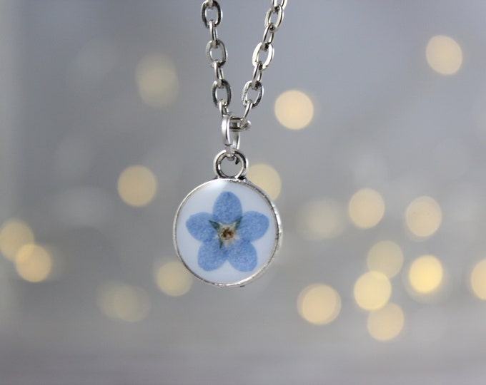Tiny Forget me Not Necklace