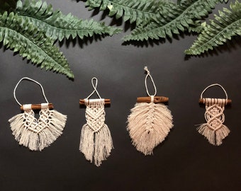 Mini Boho Macrame, Wedding Favors, Party Favors, Tiny Macrame, Wedding Party Gifts, Bohemian Wedding Favors, Ornaments