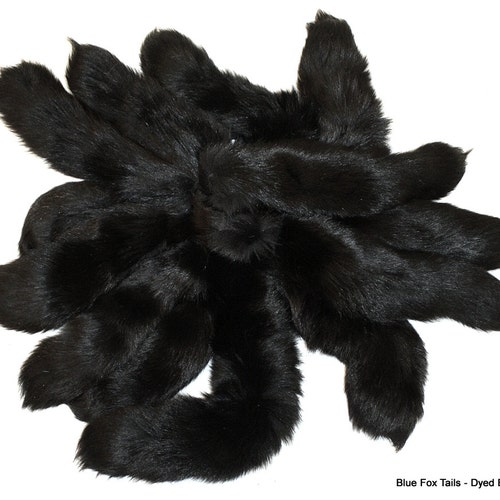 Glacier Wear Gray Fox Fur Tails /& Keychain