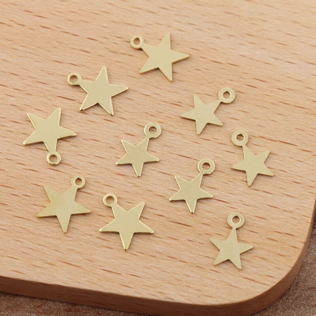 80 Pièces Breloques Soleil Lune Étoile Style Tibétain - 20 Styles Dorés Pour Fabrication De Bijoux DIY - Pendentifs, Boucles D'Oreilles - 8
