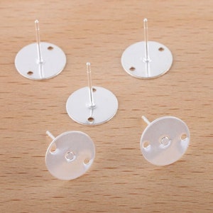 100 pcs support tige d'oreille cabochon rond 10mm métal laiton deux trous silver