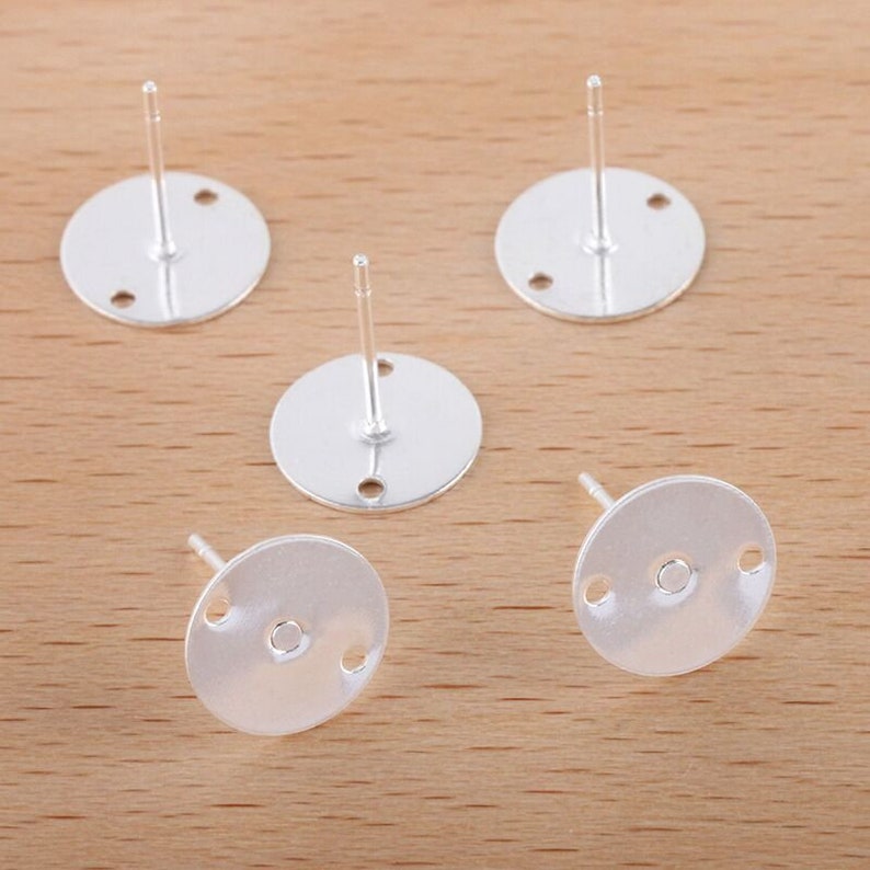 100 pcs support tige d'oreille cabochon rond 10mm métal laiton deux trous silver