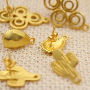 Stud  Earring - Settings   Matt  gold  shape option top quality