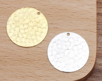 Bulk 100 pcs pendants charms round with pattern brass base
