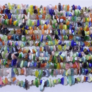 a string of 180 pcs beads glass chips cat&#39;s eye effect multicolore top quality