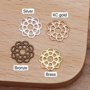 Bulk 200 pcs pendants charms connector flower  brass base