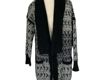 La venta era 60 ahora 45 Cynthia Rowley Cárdigan largo suéter chaqueta S pequeña lana suave alpaca blanco y negro