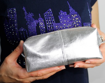 New VIKTOR SABO Foil Lambskin Exclusive Canadian Handmade SILVER Cosmetic Bag Ship as Gift
