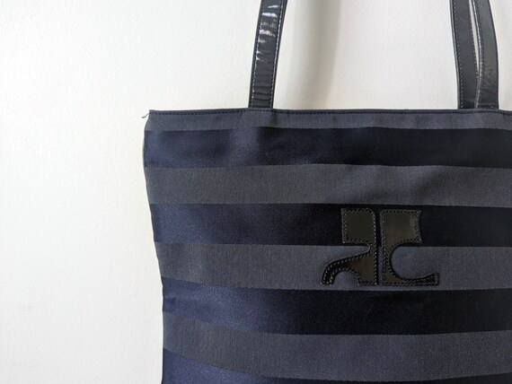 Navy striped shop purse