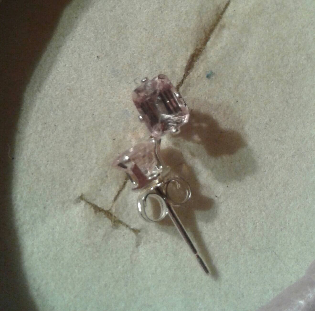 Natural Soft Peachy Pink Morganite Sterling Silver Stud Earrings - Thumbnail 4