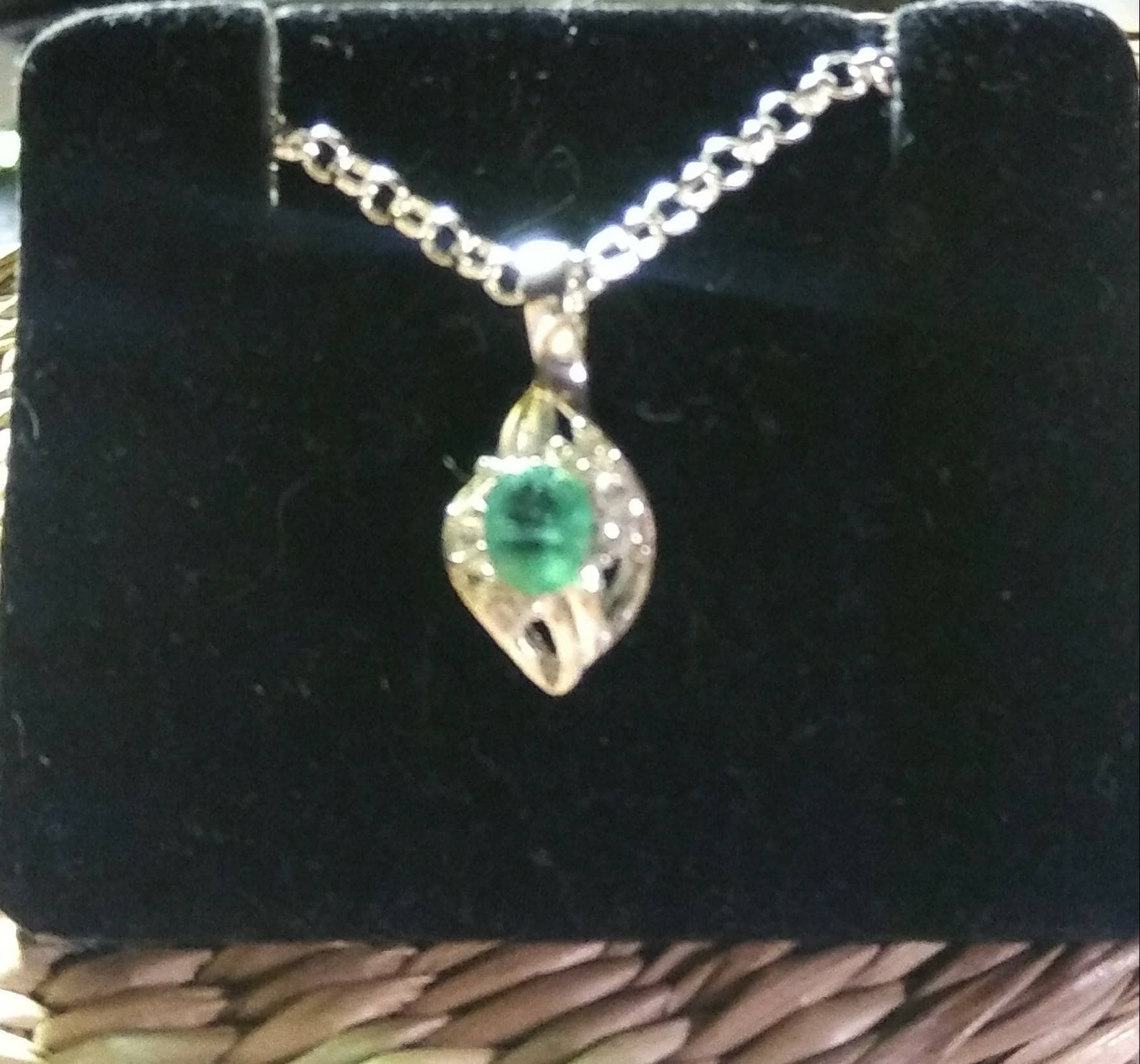 Natural Emerald White Sapphire accented Sterling Silver Necklace - Thumbnail 2