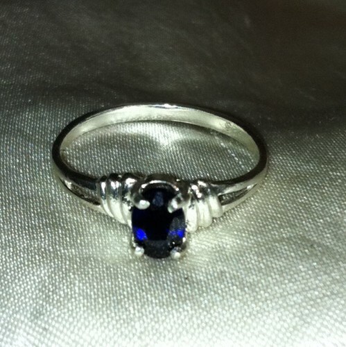 Natural Blue Sapphire Sterling Silver Ring - Thumbnail 2