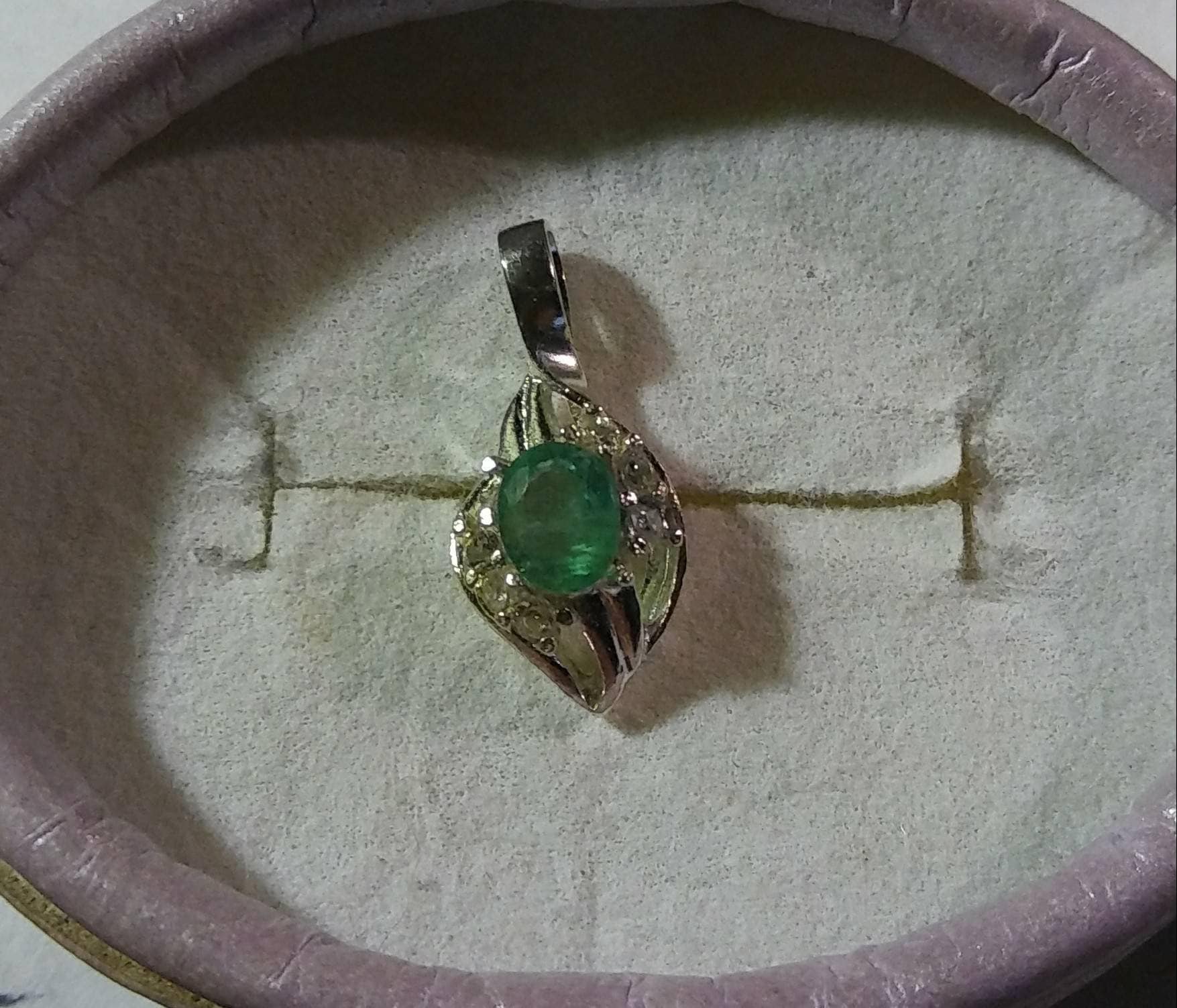 Natural Emerald White Sapphire accented Sterling Silver Necklace