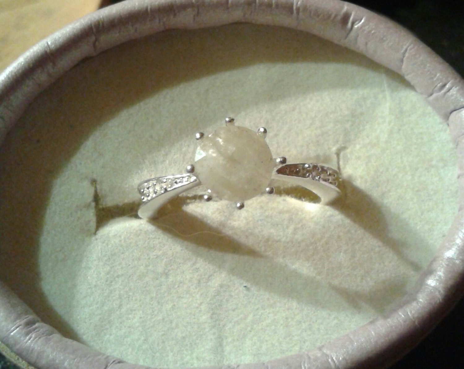 Extremely Rare Natural Londonite Diamond accented Sterling Silver Engagement Ring (Comes with report) - Thumbnail 2