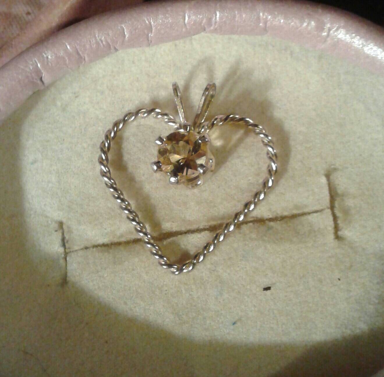 Natural Heliodor Sterling Silver Heart Necklace - Thumbnail 2