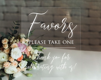 Acrylic Wedding Favors Sign | Acrylic Cards Table Sign Gifts Table Sign | Acrylic Favors Sign | Wedding Favors Sign - SCC-296