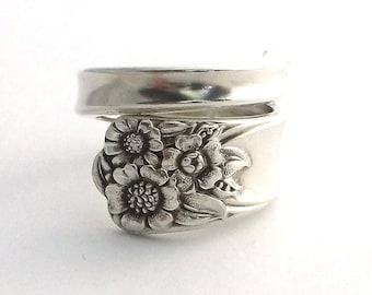 Spoon Ring April 1950 Sunflowers Size 7 8 9 10 11 12 13 Kansas State Flower Genuine Silverware Jewelry Upcycled Flatware Repurposed Bypass