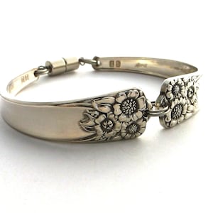 Spoon Bracelet April 1950 Sunflower Vintage Silverware Jewelry Antique Silver Upcycled Flatware Handle Braclet Kansas State Flower Pure Love