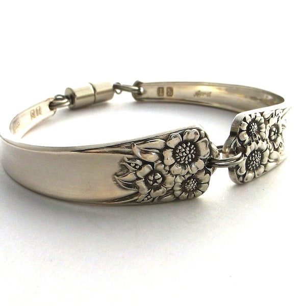 Spoon Bracelet April 1950 Sunflower Vintage Silverware Jewelry Antique Silver Upcycled Flatware Handle Braclet Kansas State Flower Pure Love