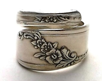 Spoon Handle Ring Queen Bess 1946 Violet Flowers February Vintage Sterling Silver Plated Wrapped Jewelry Spiral Upcycled Silverware Flatware