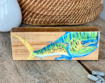 Mahi Fish Art on Wood w Resin Top Coat. Realistic Mahi Mahi Fish Painting. Resin Ocean Art. Small Beach Shelf Art. Fisherman Gifts. Fish Art