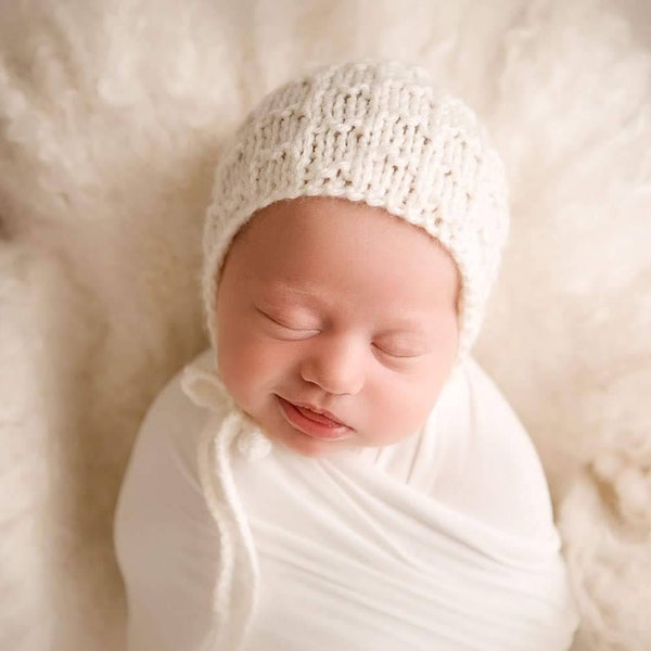 White Newborn Hat, Knit Bonnet Hat, Natural White Newborn Bonnet, Neutral Newborn Hat, Off White Newborn Hat, Great Newborn Photography Prop