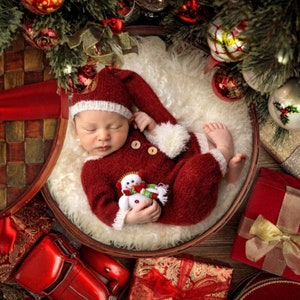 Newborn Santa Outfit, Burgundy and White Newborn Romper and Santa Hat, Newborn Christmas Outfit, Newborn Photo Prop, Newborn romper