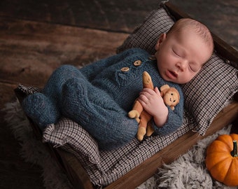 Footed Newborn Romper, Footed Romper, Newborn Sleeper, knitted Newborn Outfit, Newborn Photo Prop, Newborn Knitted Sleeper