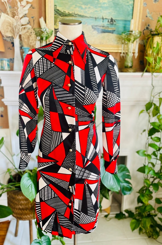 Vintage 1970s Abstract Pattern Red, White and Blac