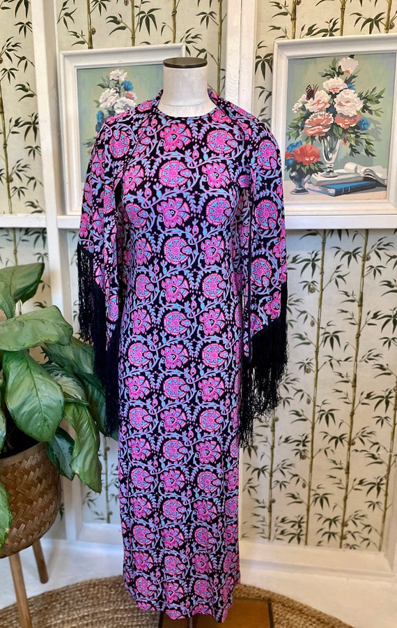 Vintage Late 1960s Early 70s Beautiful Print Maxi 