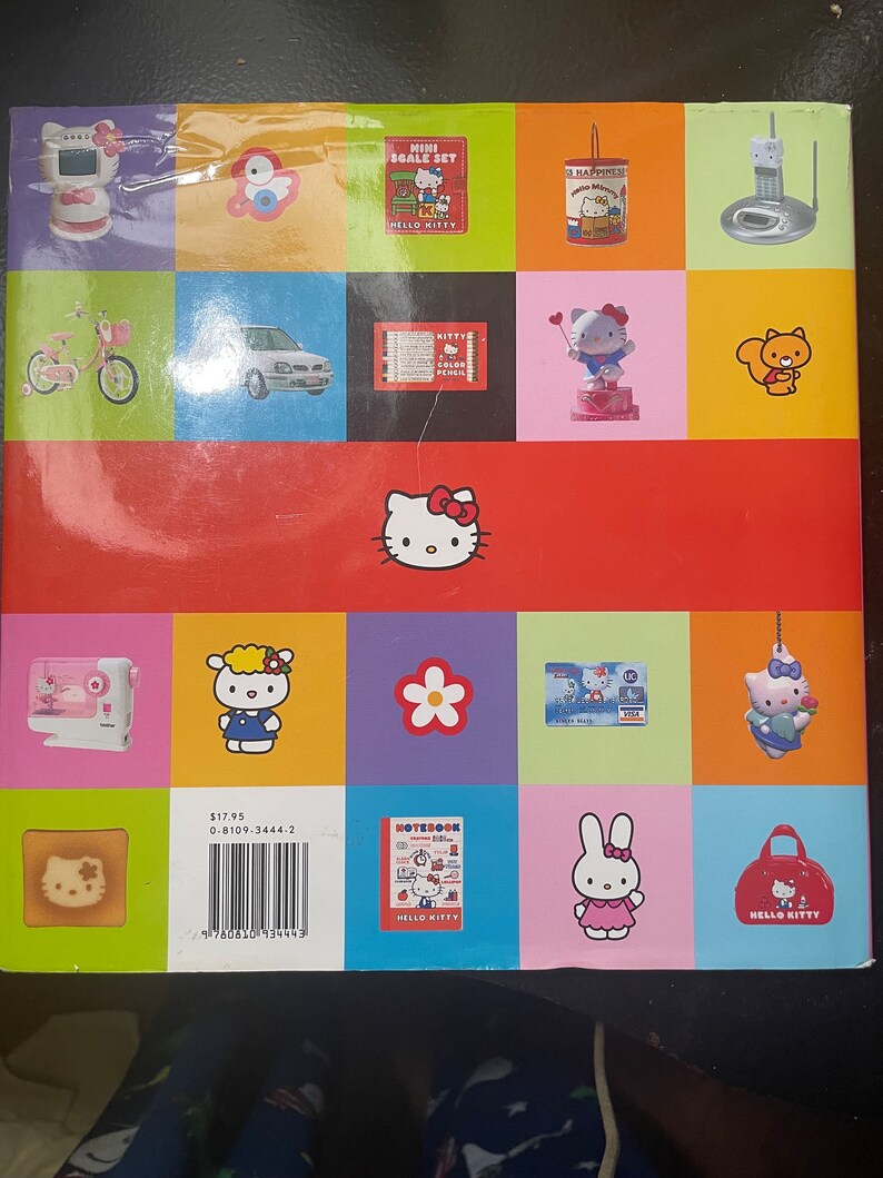 hello kitty hello everything book 2001 Bild 2