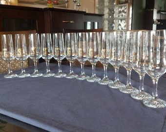 1976 Summer Olympic Games Glasses (Montreal) with Golden Logo (Set of 13)