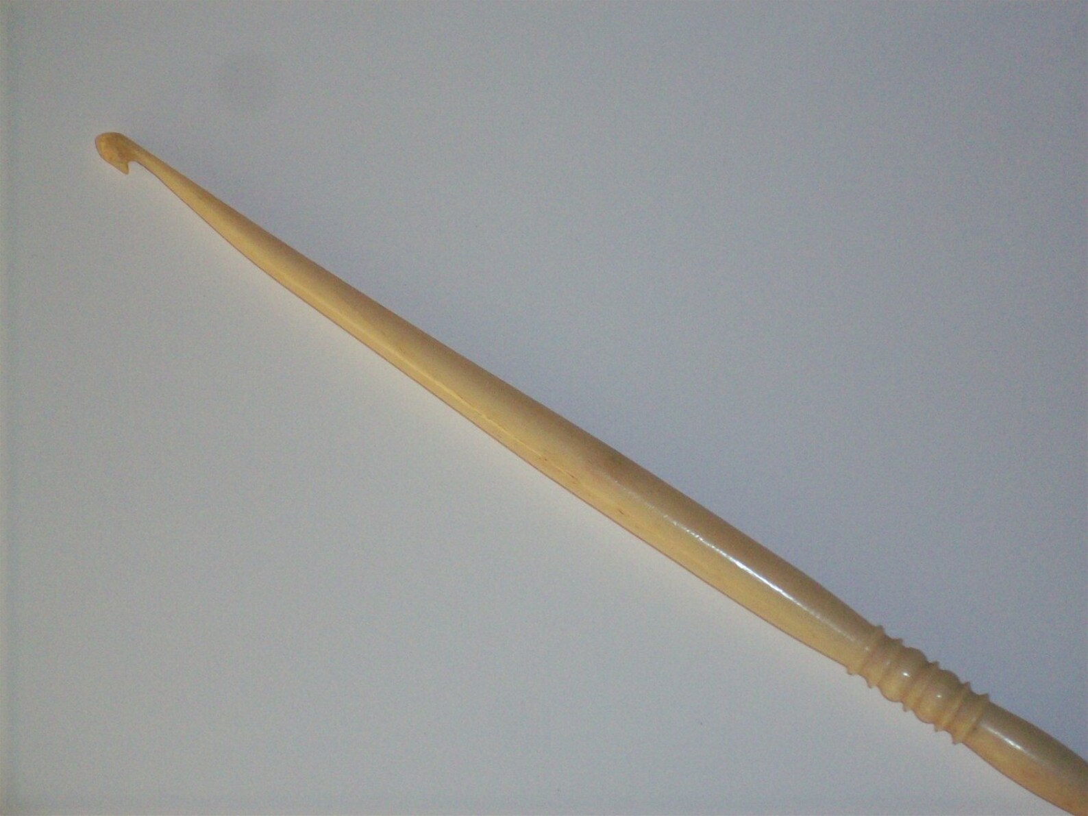 Vintage Bone Crochet Hook 5 Inches Long Etsy