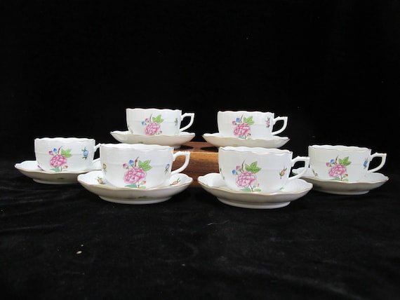 HEREND ETON 724 Hand Painted Flower Porcelain Large Tea Cup