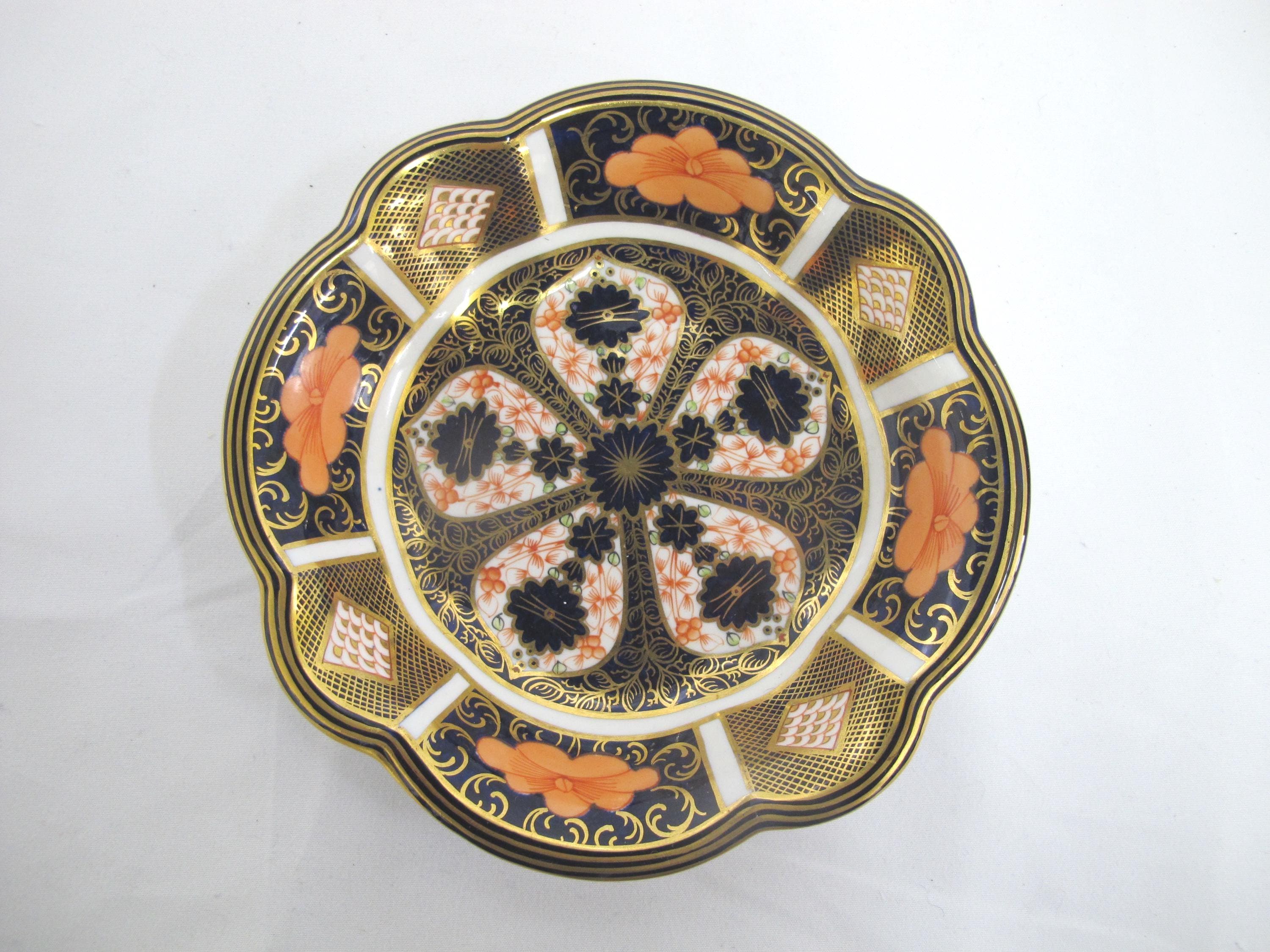 ROYAL Crown Derby 1128 IMARI Bone China Scallop Rim Trinket Dish