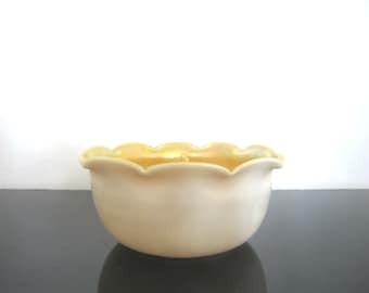 Steuben Gold Aurene & Calcite Ruffled Art Glass Bowl
