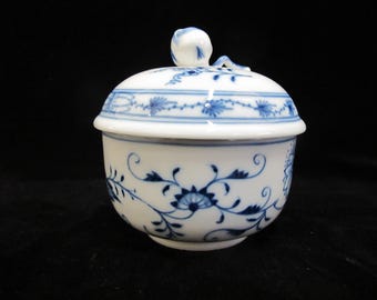 Zuccheriera con coperchio MEISSEN Crossed Swords Porcelain BLUE ONION Rose Bud Pinal