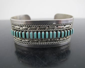 ヴィンテージ！Silver Zuni Style Bangle ブレスレット Vintage Sterling Silver Zuni Turquoise Cuff Bracelet | Burton's