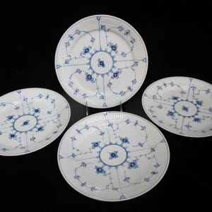 ROYAL COPENHAGEN Dinamarca 625 Juego de 4 platos llanos acanalados de 9 7/8" en azul liso