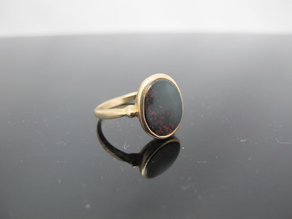Oval BLOODSTONE 14k Yellow Gold Signet Marcus & C… - image 2