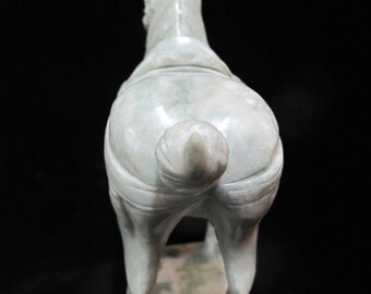 中国彫刻の緑色の石の馬の彫刻像 - Etsy 日本