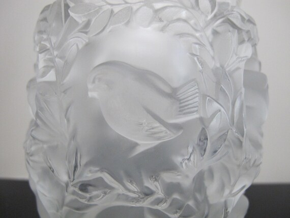 Lalique バガテル　葉と鳥の彫刻 花瓶 LALIQUE France Frosted Crystal BAGATELLE Sparrow Bird Leaves