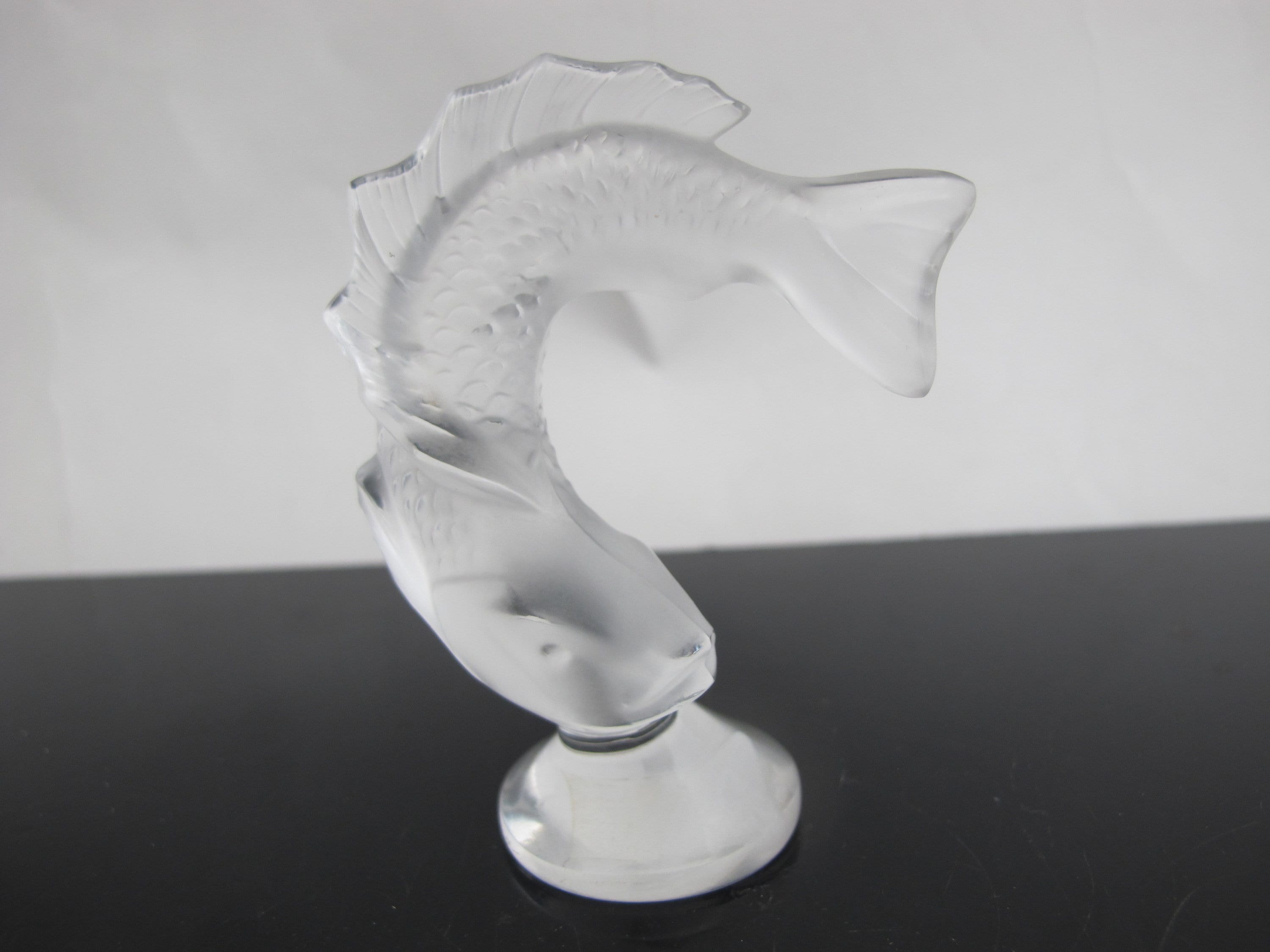Lalique バガテル　葉と鳥の彫刻 花瓶 Lalique バガテル 葉と鳥の彫刻 花瓶 （バコントゥ ベース PM