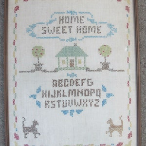 Antike gerahmte Handarbeits-Sampler HOME Sweet HOME Alphabet ABCs Cats
