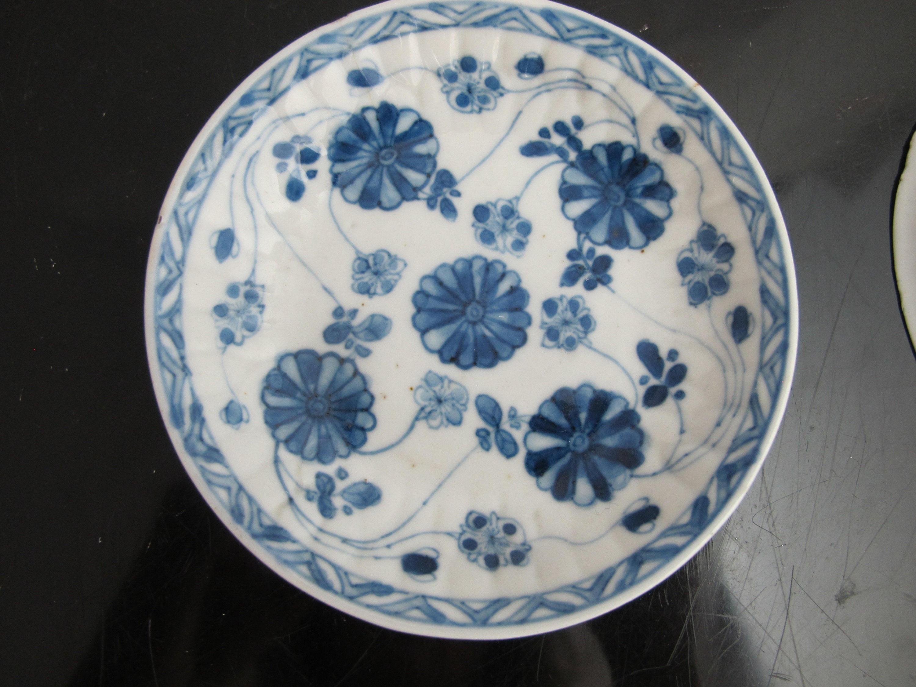 アンティーク 中国製 青と白の花模様 磁器 小皿 3枚セット - Etsy 日本