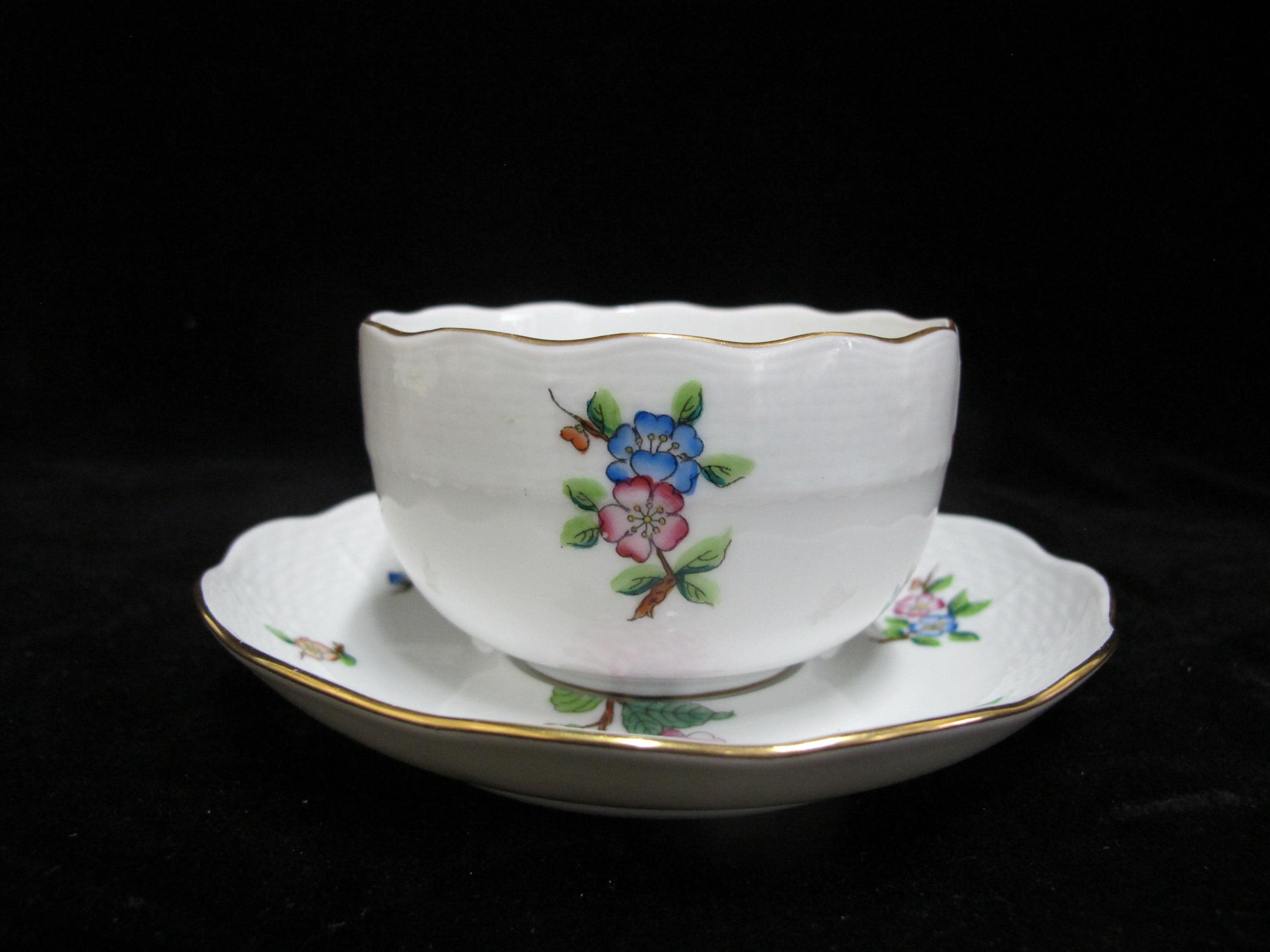 HEREND ETON 724 Hand Painted Flower Porcelain Large Tea Cup